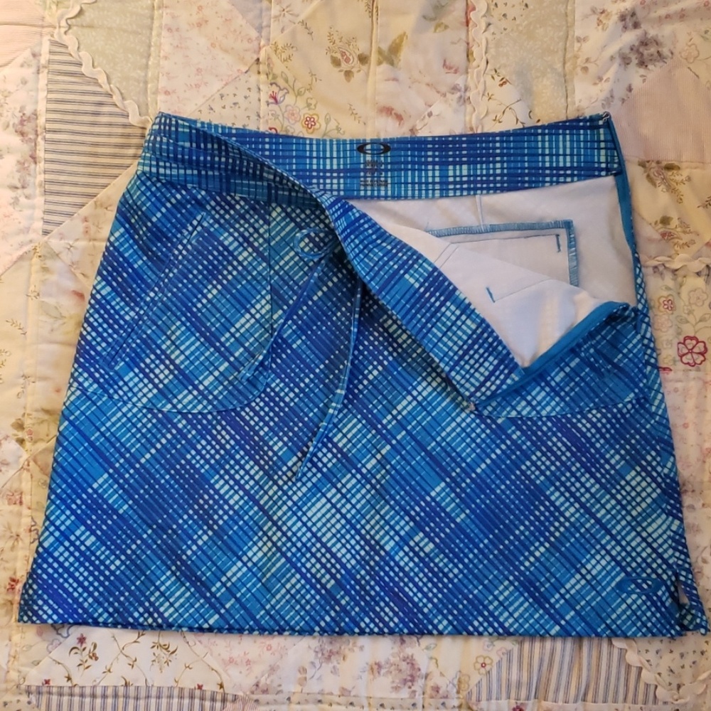 Oakley  Skirt - Picture 6 of 6